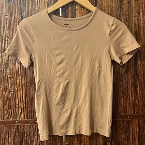 Skims Women T-Shirt